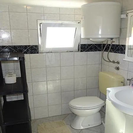Apartment Apartman Brana *